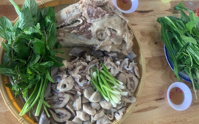 Cháo Lòng Cô Hoa - Phan Trung
