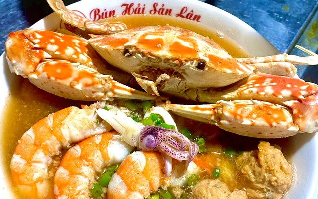 Bún Hải Sản Lân - 364 Thái Hà