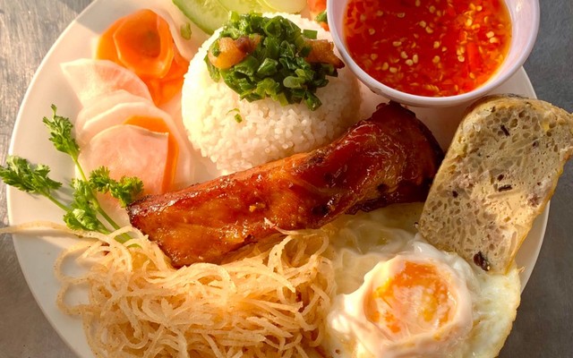 Cơm Tấm Khương - Cơm Tấm Sườn Cọng - CC Gò Dầu 2