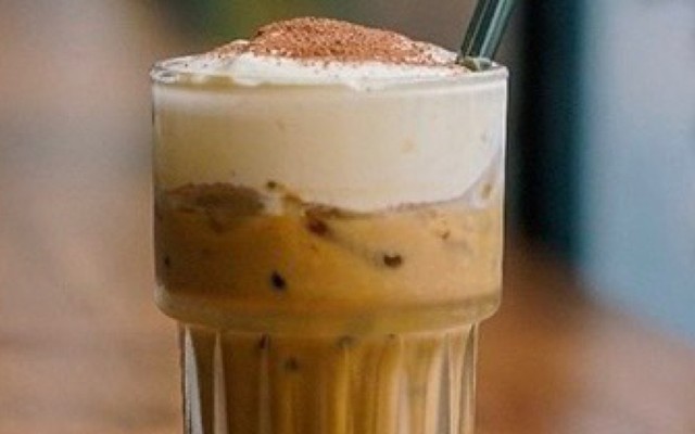 Tiệm Cà Phê Muối - Lương Định Của