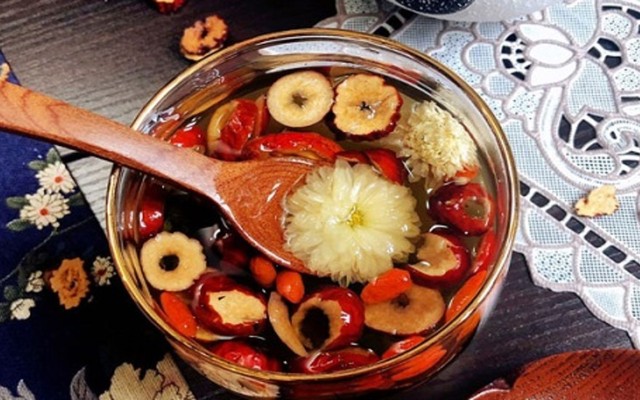Tiệm Trà Hoa 323 - Độc Lập