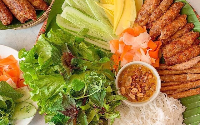 Nem Nướng Nha Trang Mộc An - Vũ Tông Phan