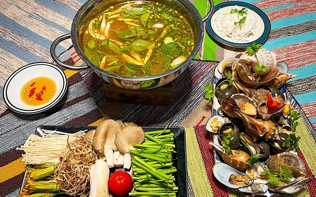 Nhà Hàng Bà Cô Lốc Cốc - Trần Cao Vân