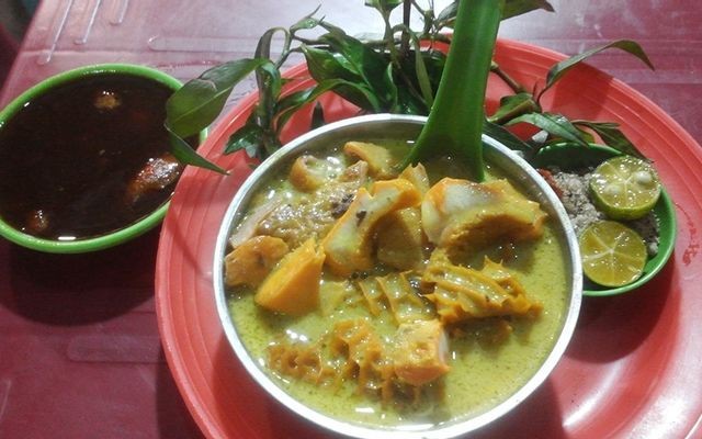 Phá Lấu Bò Cô Diễm - Cơm Tấm & Bún Thịt Nướng