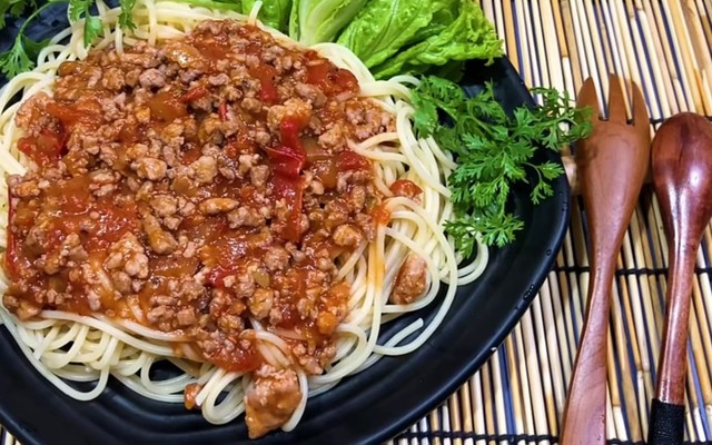 Mì ý, Nui Sốt Spaghetti & Trà Trái Cây - Win Bar