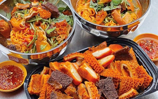 Phá Lấu Bò Cô Kim - Phan Văn Hân