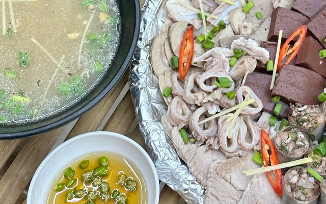 Cháo Lòng Má 7 - Hai Bà Trưng