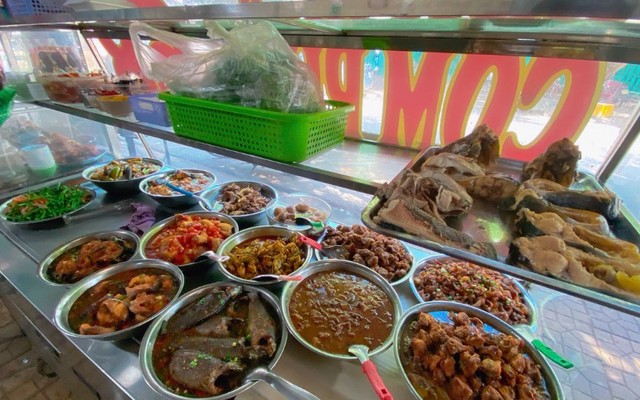 Quán Cơm 68 - Cơm Phần - Ngô Sĩ Liên