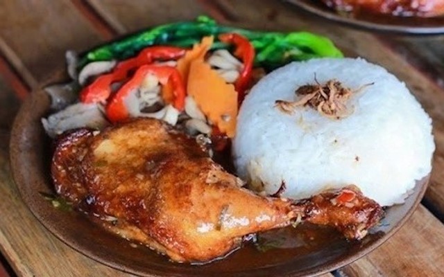 Benta Delichy - Cơm Gà & Cơm Tấm