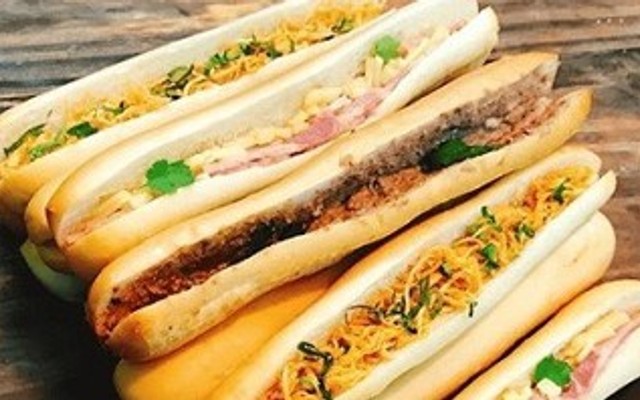Bánh Mì Que Đà Thành