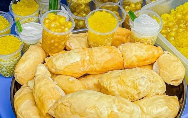 Chè Dừa Dầm A Béo - Chè Dừa Dầm & Đác Rim Sữa Chua Tươi - Nguyễn Cửu Đàm