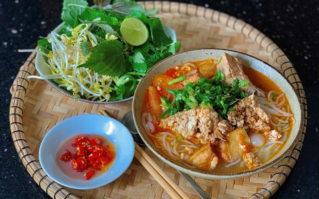 Bún Riêu Cô Thúy - Đường 17