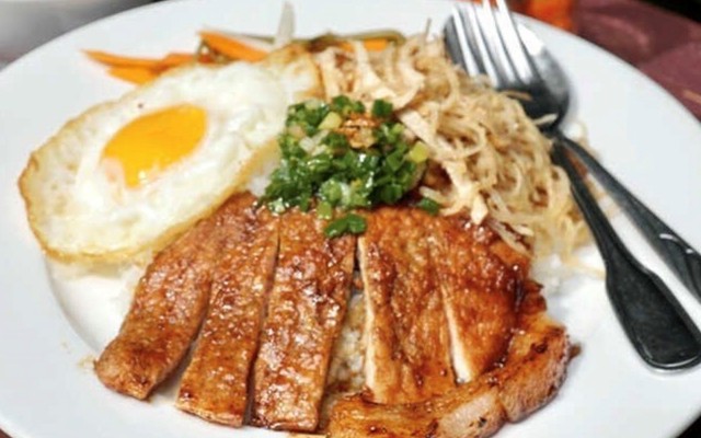 Cơm Tấm Đêm - Trần Nam Phú