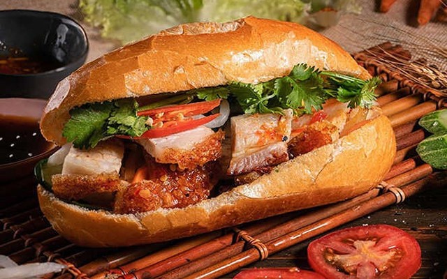 Bánh Mì Ròm - Thịt Khìa, Heo Quay Xíu Mại & Ăn Vặt - Nguyễn Thái Bình