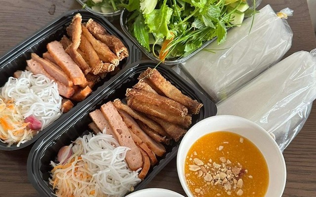 Nem Nướng Nha Trang Phương - 72 Trưng Nữ Vương