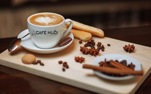Cafe Muối - 1 Duy Tân