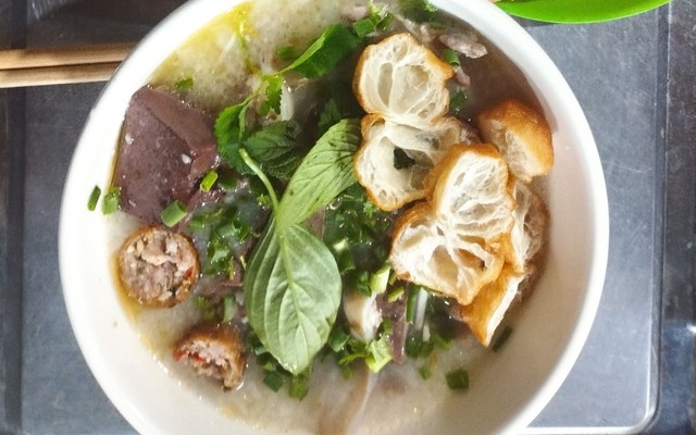 Cháo Lòng 702B - Tên Lửa