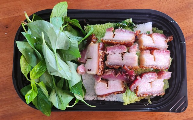 Bếp Lê Thanh - Bún Heo Quay, Bún Xào & Heo Quay Bánh Hỏi - Trần Chiên