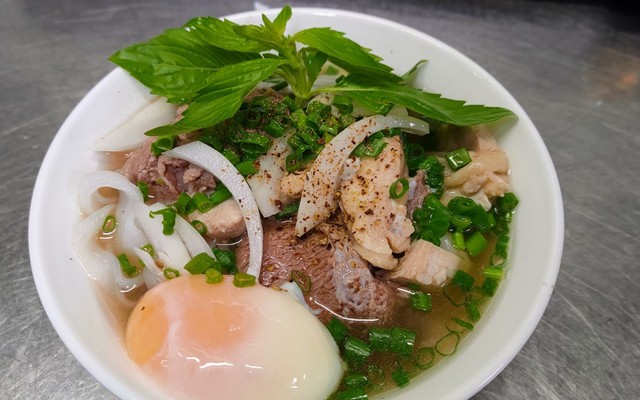 Phở Ngon & Mì Xào - Thiên Nhiên Quán