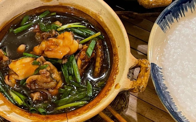 Cháo Ếch Siêu Cay 3 BÓNG - Hẻm 21/8 Yersin