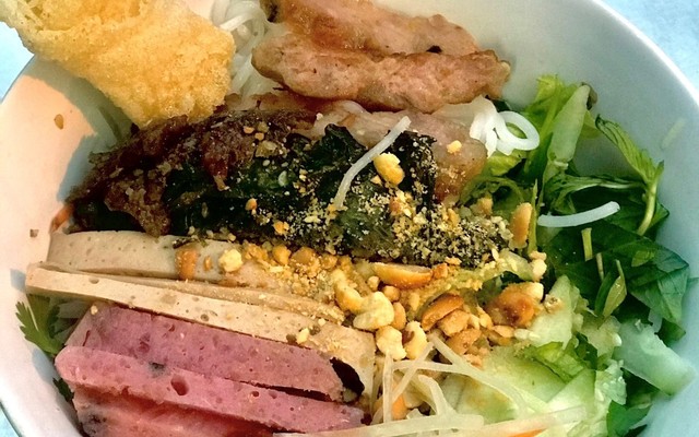 Cháo Bò 39 - Đối Diện 17 Võ Lai