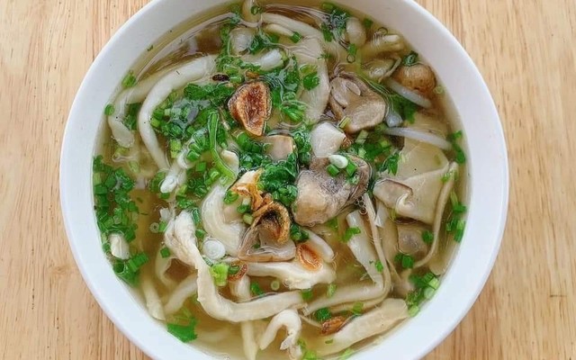 Bánh Canh Nấm Vĩnh Tâm - Sân Vận Động Đồng Nai