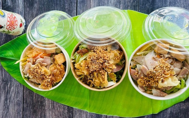 Quán Nem Cô Út - Mai Xuân Thưởng