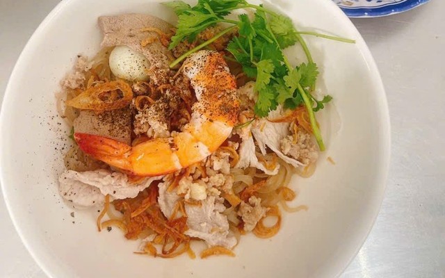 Út Ngân Hủ Tiếu Nam Vang - Huỳnh Văn Nghệ