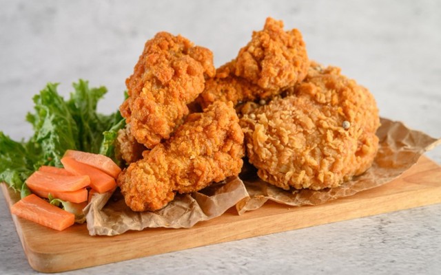 Nem Chua Rán, Viên Chiên Mix & Xoài Bao Tử - Nguyễn Trãi