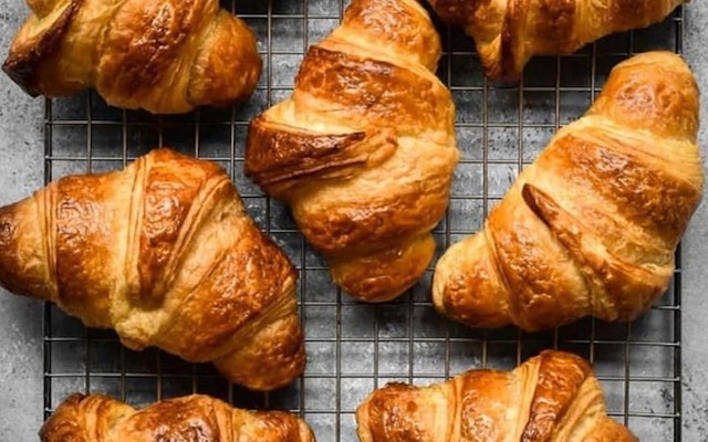 Tiệm Bánh Mon Ami Bakery - Hoàng Văn Thụ