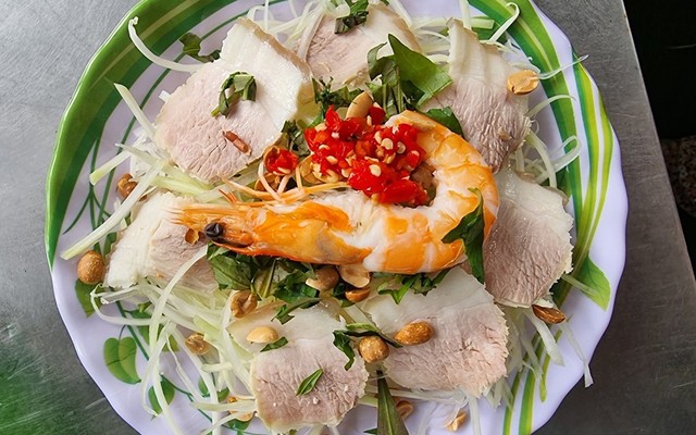 Ăn Vặt Yến Vy - Trần Nhân Tôn