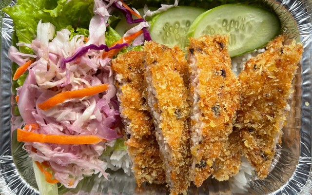 Gà Xù Mr Kit - Trần Ngọc Quế