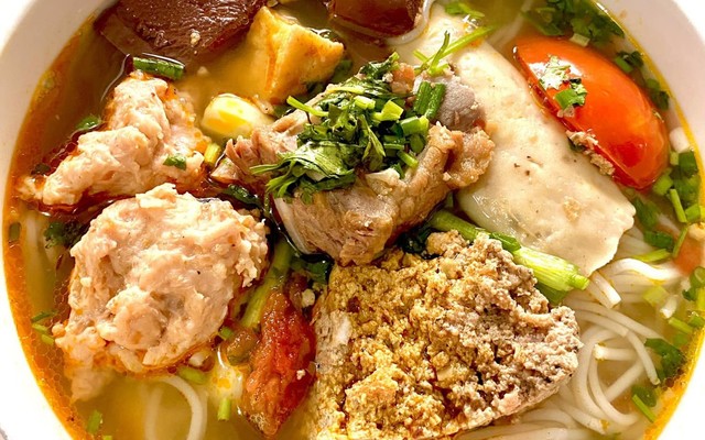 Bún Riêu Cua Đỗ Chiến - Đầu Hẻm 113 Đường 30 Tháng 4