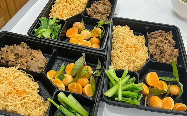 Chân Gà Lắc Lư Mfoods - Bình Giã