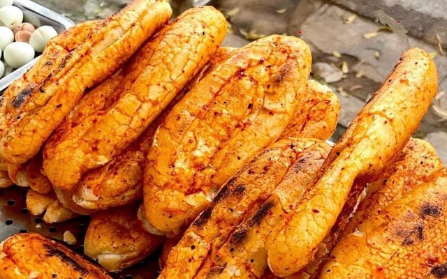 Bánh Mì Nướng Muối Ớt, Bánh Mì Thịt Xiên Nướng & Bánh Tráng Trộn - Bếp Nhà Su