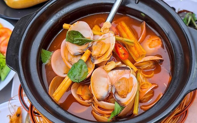 Ốc Thuý - Đường 3 Tháng 2