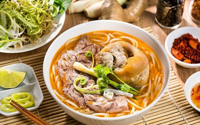 Quán Trường Sơn - Phở Bò & Cơm Chiên - Đồng Khởi
