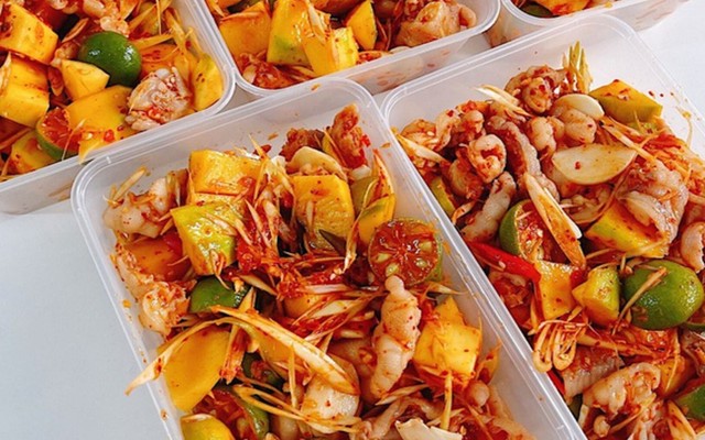 Cô Hoa - Đồ Ăn Hàn Quốc, Chân Gà Sả Tắc & Bánh Gà Tươi Nhà Làm
