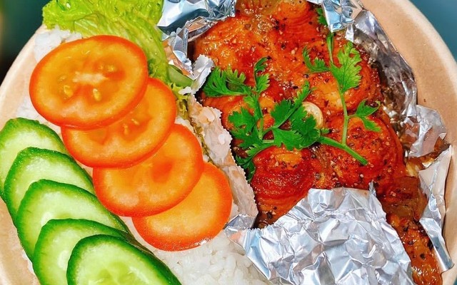 Hia Vũ - Cơm Mì Hải Sản - Hồ Bún Xáng