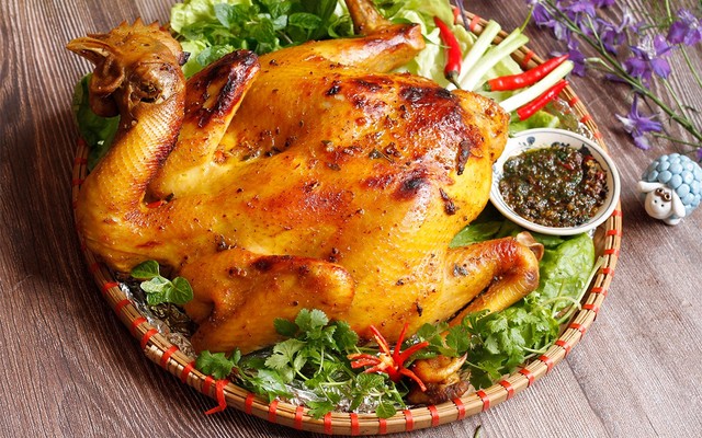 Gà Nướng, Vịt Nướng & Heo Nướng Lá Mắc Mật - Thu Hằng