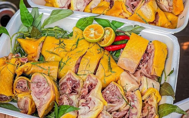 Anh 3 Food - Gà Ủ Muối Gà Ủ Xì Dầu - Võ Văn Vân