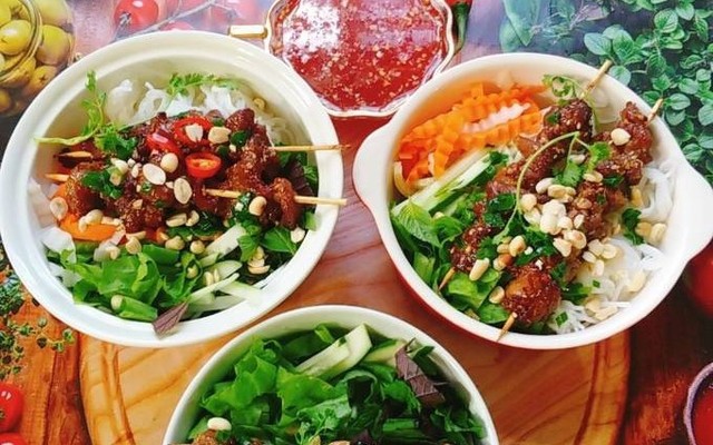 Hủ Tiếu Mì Gõ & Ăn Vặt - Nguyễn Trung Trực