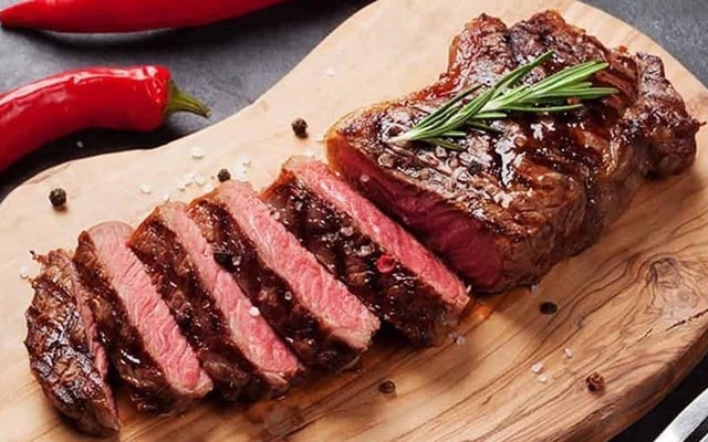 Bố Già Steak & Pizza - Phạm Văn Bạch