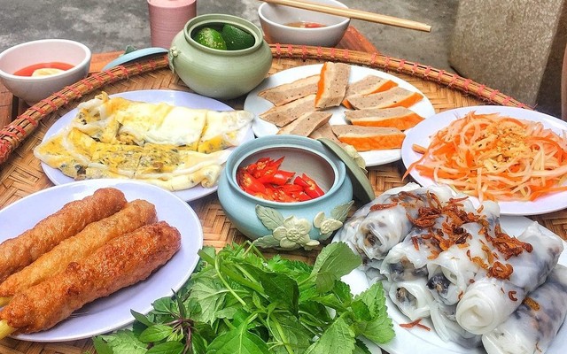 Bánh Cuốn Nóng Anh Đức - Đường 30 Tháng 4