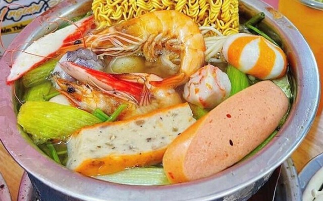 Hủ Tiếu Chả Mực Vĩnh Hi