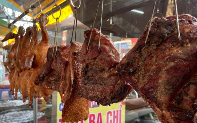 Quay Nướng Lu 82 - Nam Dư