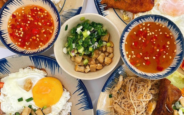 Cơm Tấm Phú Quý - Thủ Khoa Huân