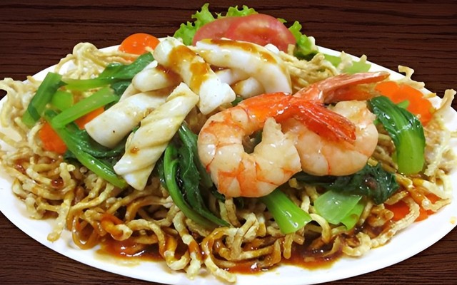 Phong Ký - Hủ Tiếu Xào & Mì Xào Giòn - Lê Quang Định