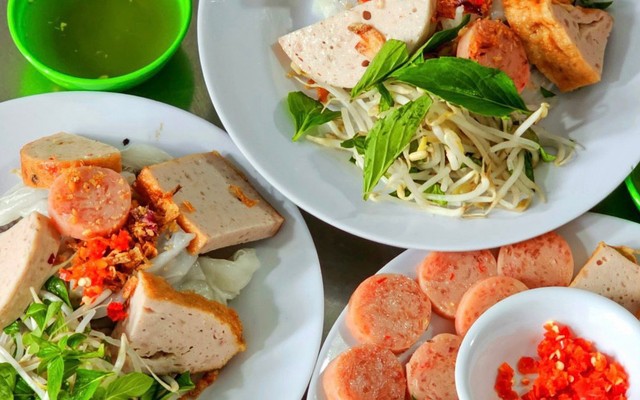 Bánh Cuốn & Bánh Ướt Nóng - Út Tho 4 - Đề Thám