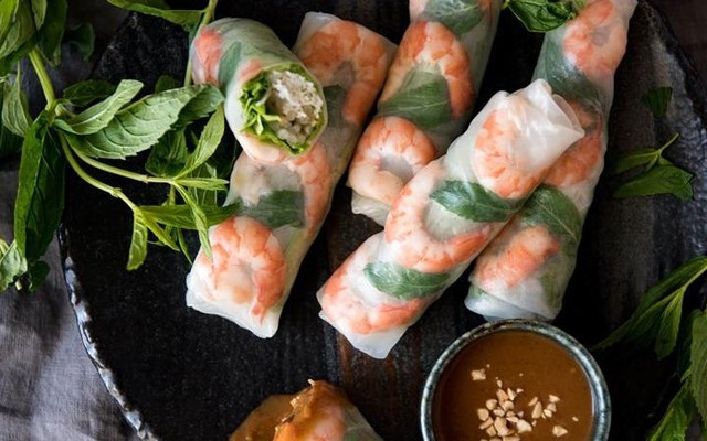Nhỏ Xíu Quán - Gỏi Cuốn & Trà Trái Cây - Nguyễn Quang Bích